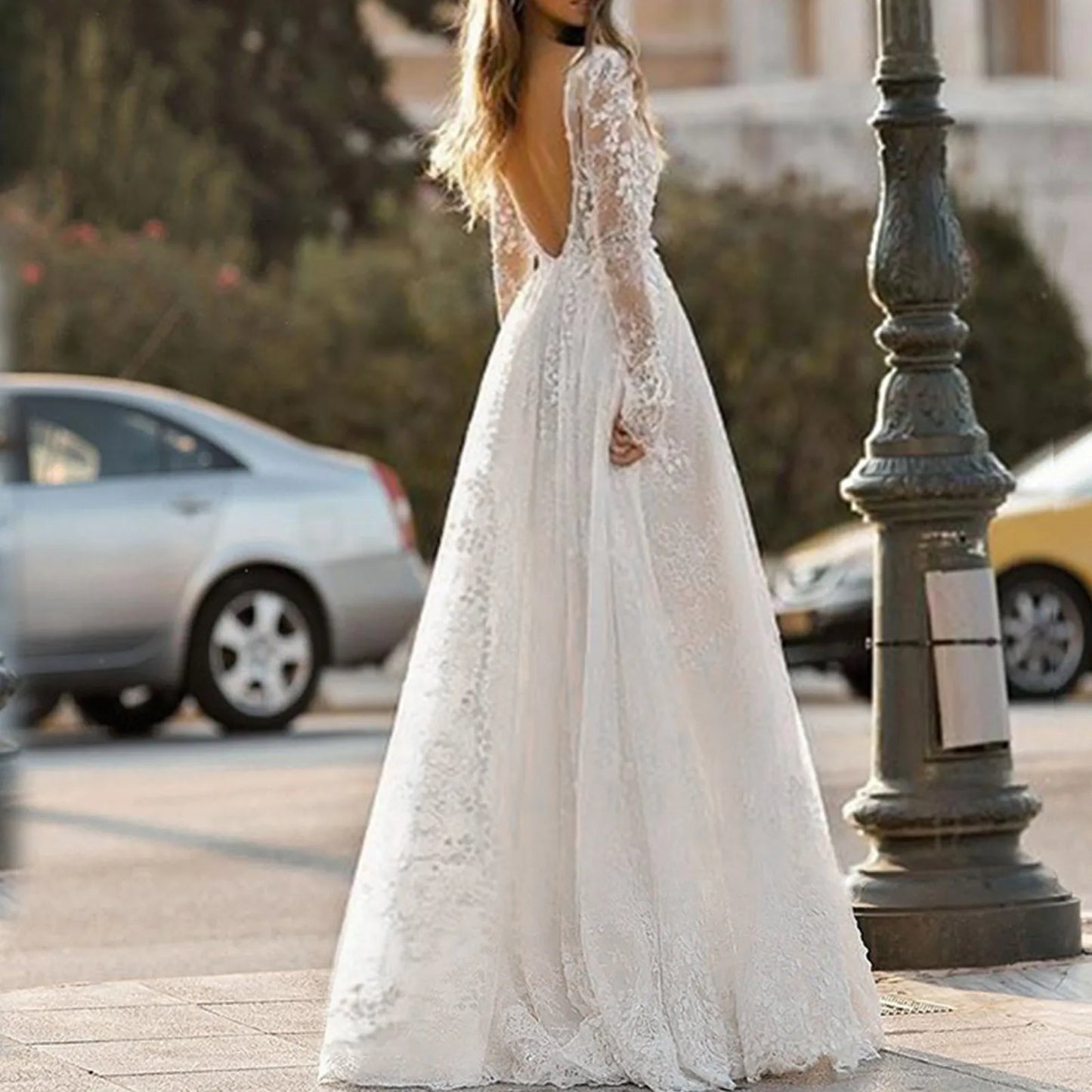 Elegant White Lace Backless Maxi Dress